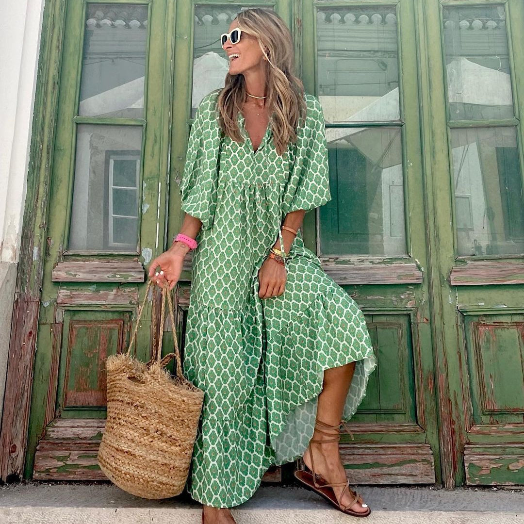 Women's Boho Floral Halter Dress – Backless Ruffled A-Line Beach Dress for Summer Vacations